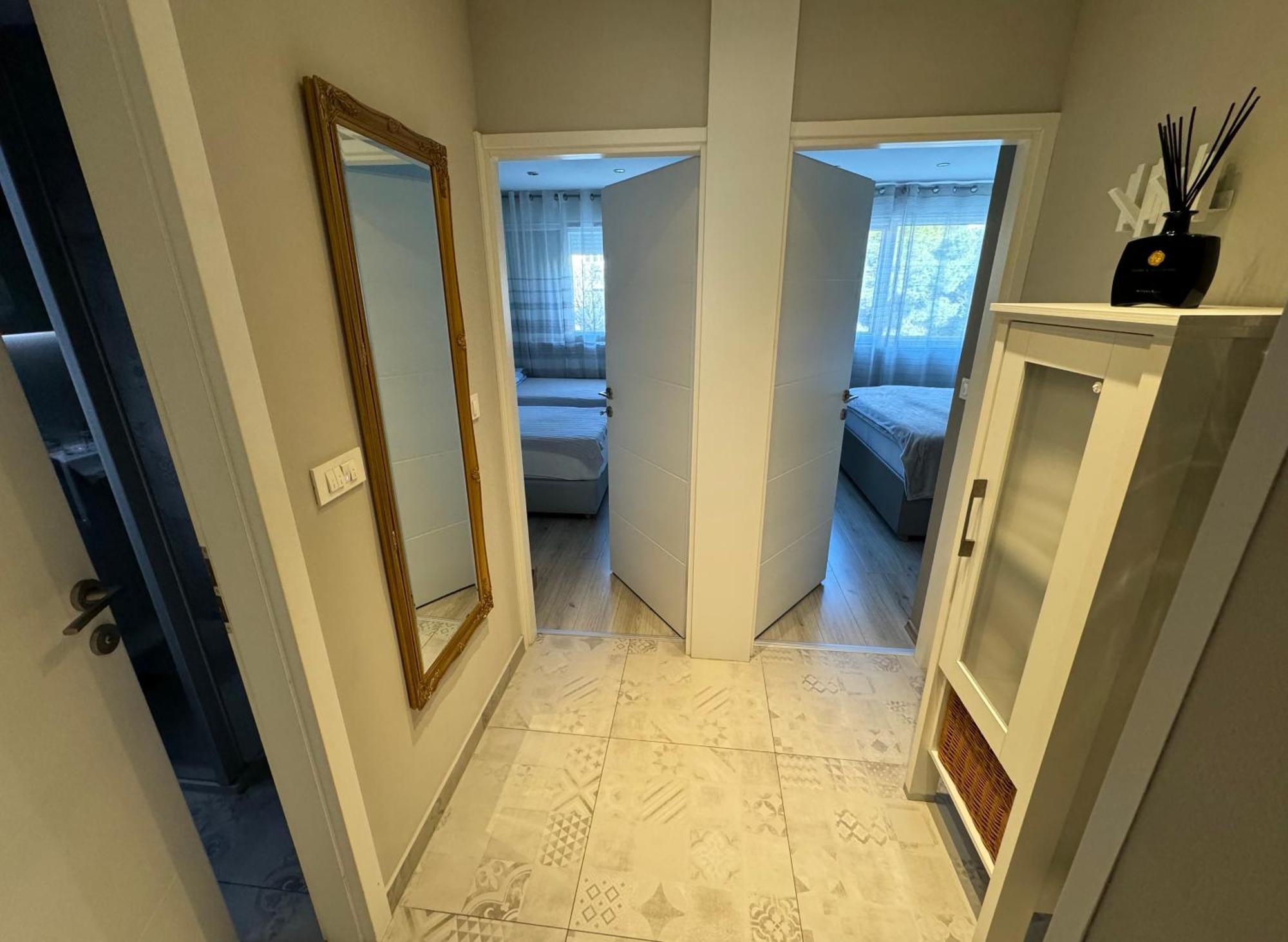 Apartment Astra With Private Parking Split Bagian luar foto