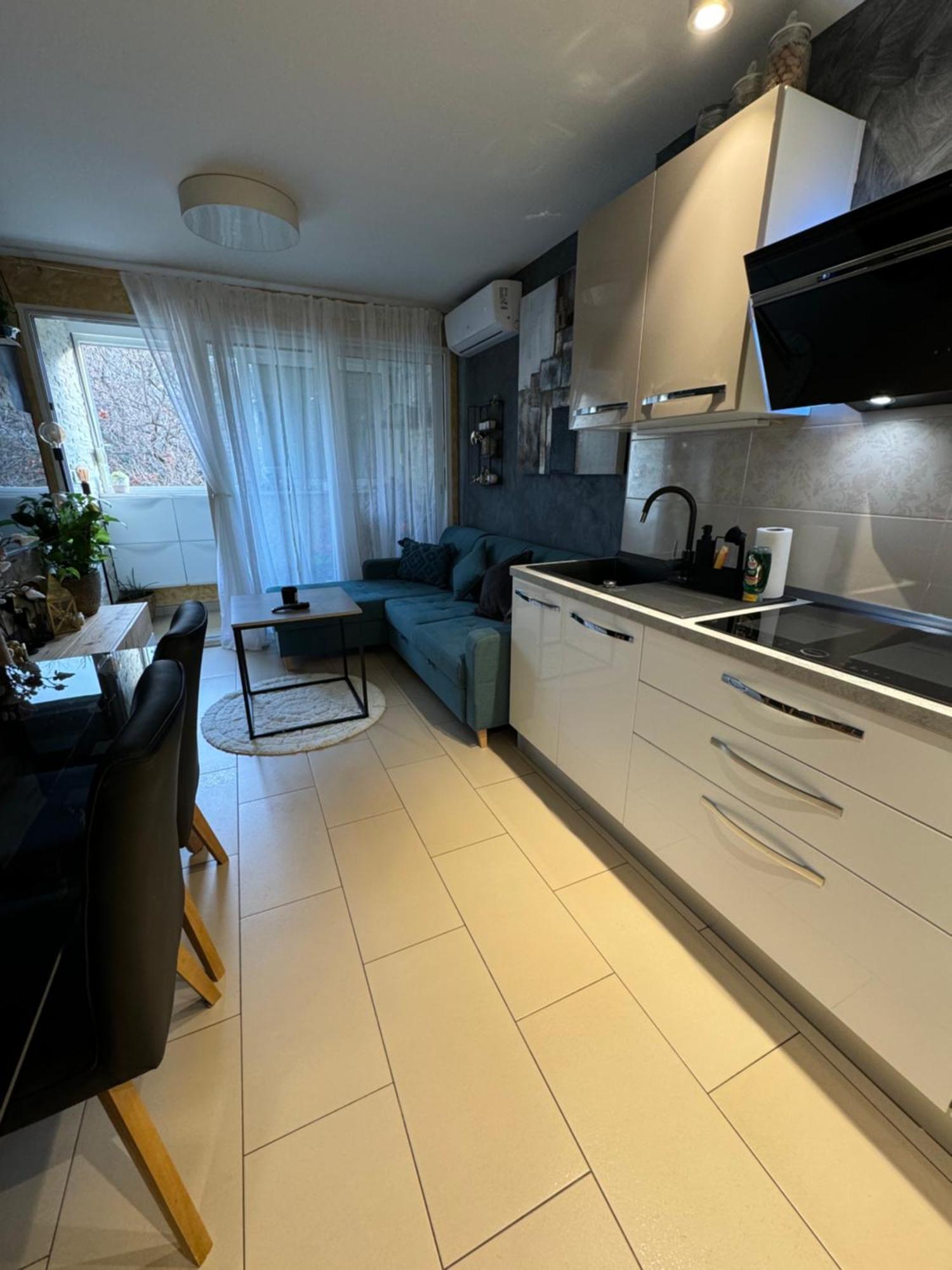 Apartment Astra With Private Parking Split Bagian luar foto